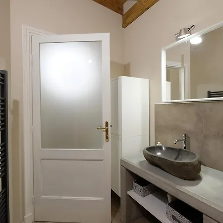 Διαμέρισμα Domus Leydi Ιβρέα